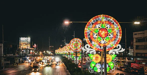 celebrate-christmas-in-the-philippines-beaches-traditions-and-festive-warmth-mid-content-2